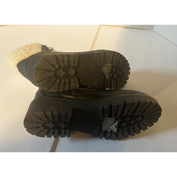 Women’s GBG size‎ 8.5 fleece lined boots zipper and ties - Picture 5 of 5